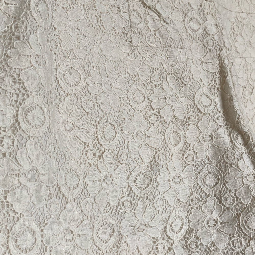 Lace Short - Picture 4 of 4